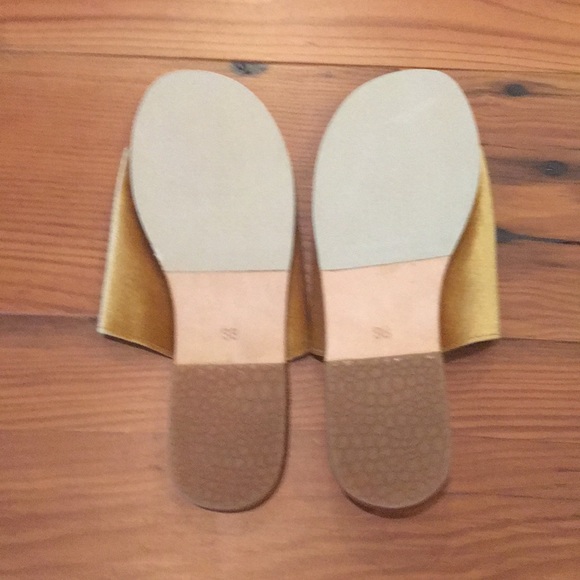 James Smith Off Duty Velvet Slide Marigold 38 / 8 - Picture 3 of 5